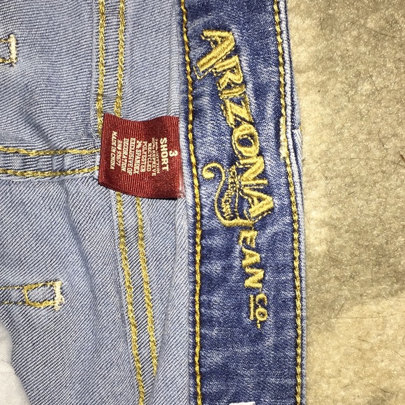 Jeans - Picture 2 of 2
